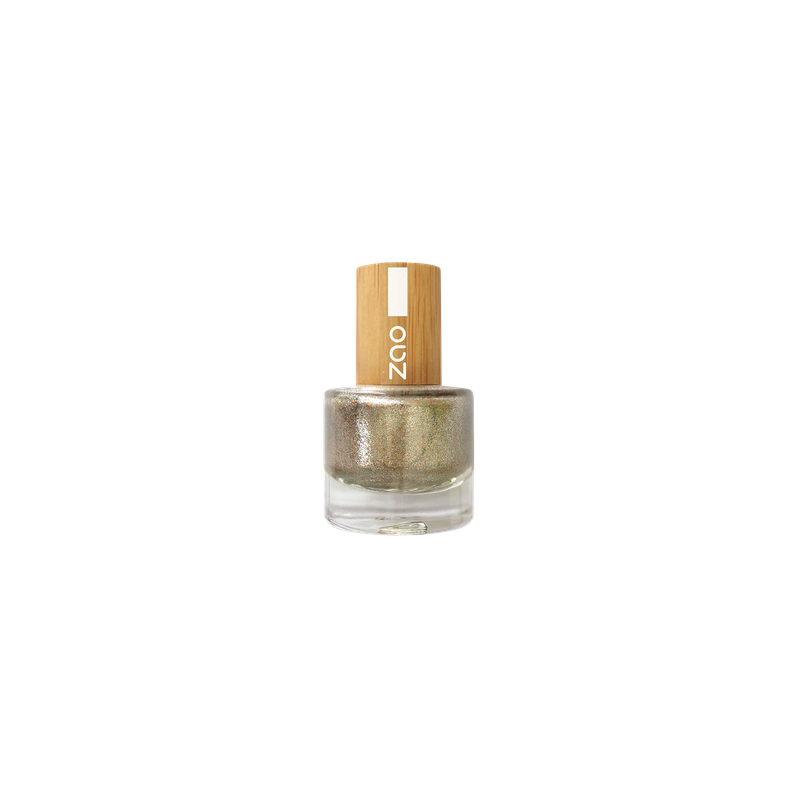 Nail polish: 678 Iced Brown