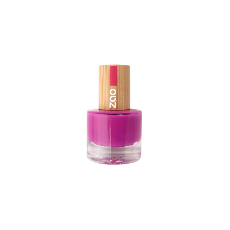 Nail polish: 661 Fuchsia
