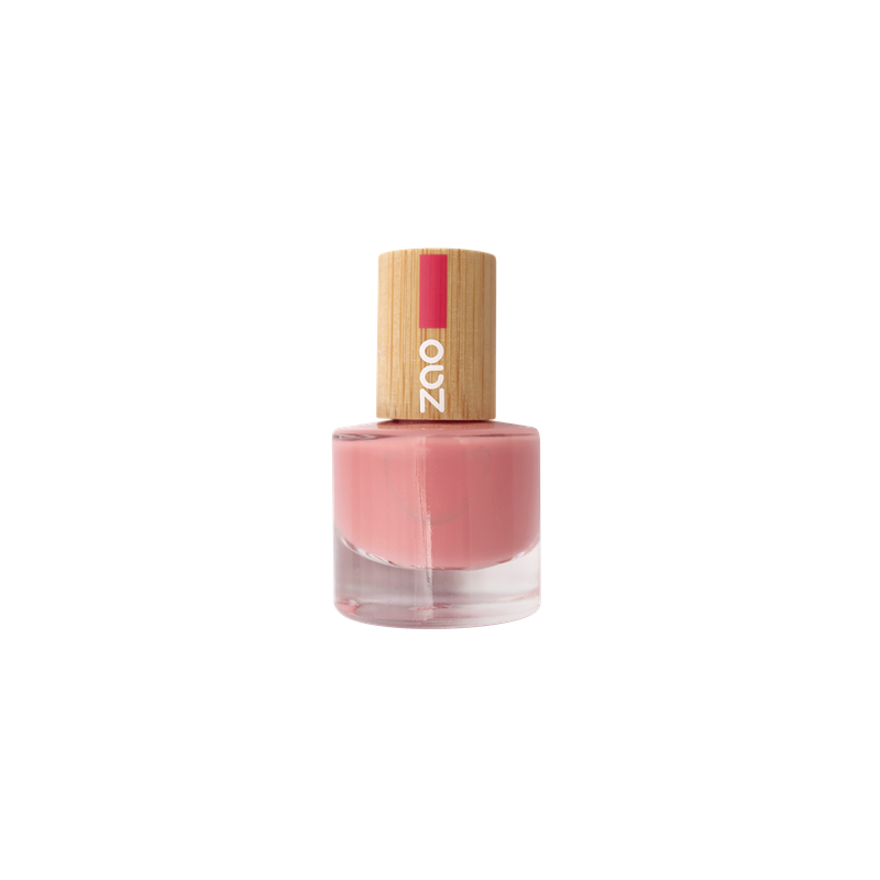 Nail polish: 677 La vie en rose