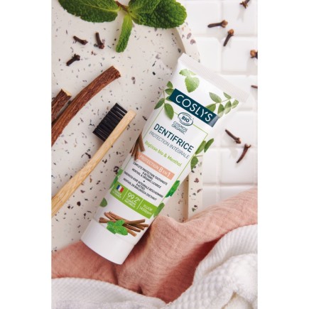 Dentifricio al fluoro con protezione completa - Liquirizia e mentolo - 100 g