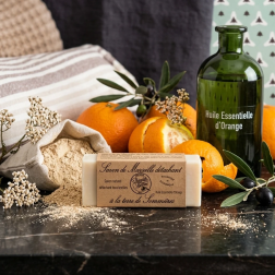 Terre de Sommières Stain-Removing Soap 100g - Théophile Berthon | Salle d'ô
